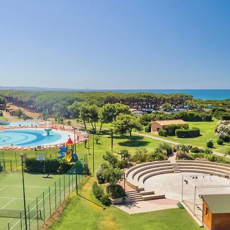 Village With Swimming-pool In Montalto Marina Just 100 Meters From The Beach, Mobile Homes With Air Conditioning And Private Outdoor Area
